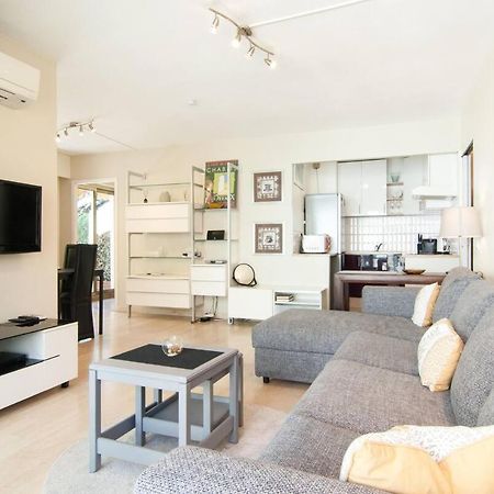 Elegant Apt W/2 Terraces/Mins To Beach & Shops Antibes Bagian luar foto