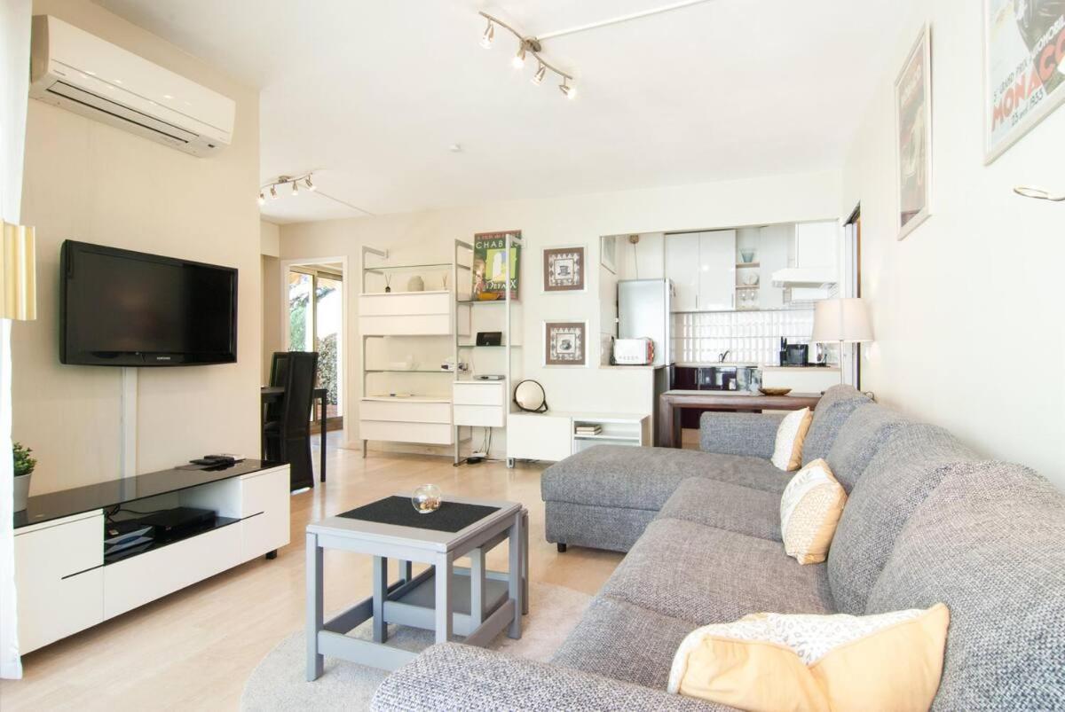 Elegant Apt W/2 Terraces/Mins To Beach & Shops Antibes Bagian luar foto